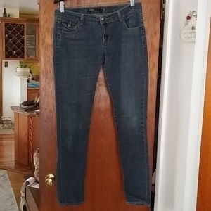 Skinny jeans